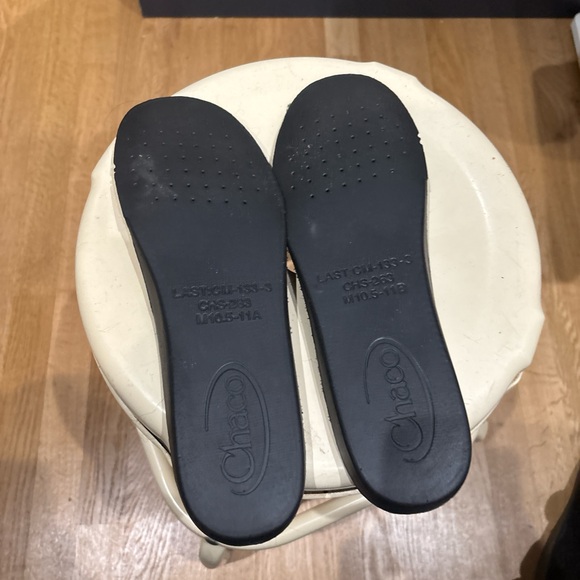 Chaco Black Men's Boots - Picture 7 of 9